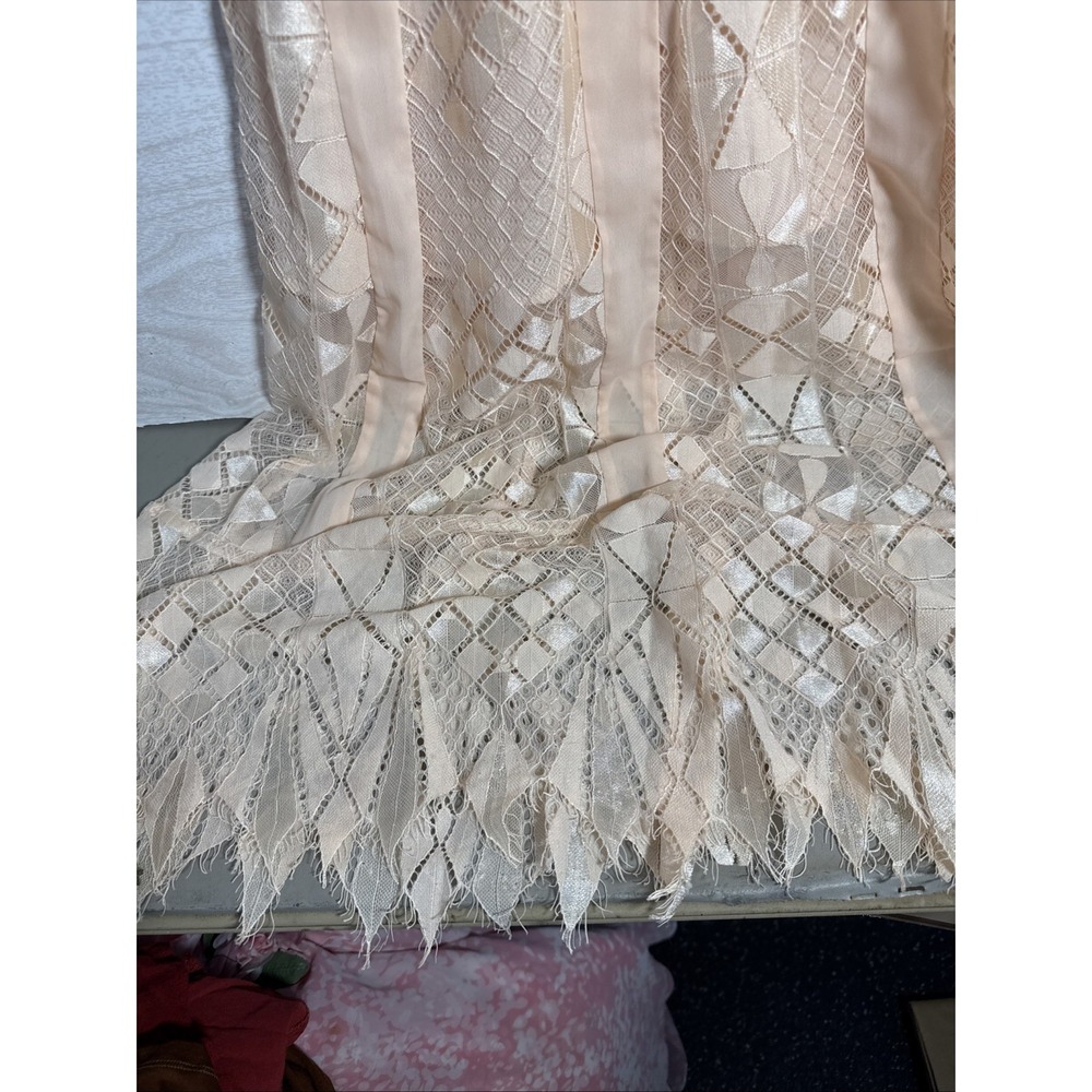 FOXEIDOX cream dress Intricate Lace Detailing High Neckline Sz Small - Picture 6 of 15